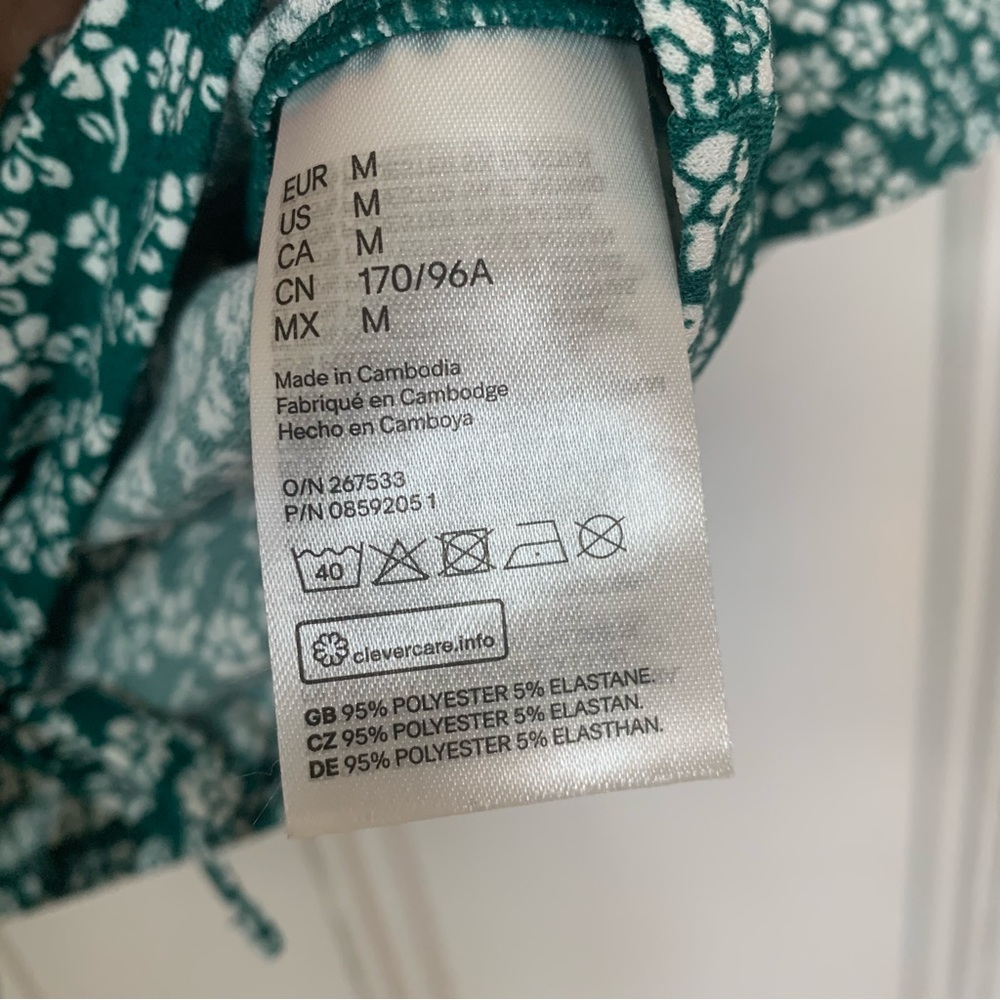 H&M Dark Green Floral Drawstring Top - Picture 14 of 15